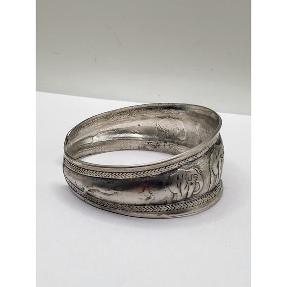 Vintage Elephant Cuff Bracelet Wide Metal Band Etched Design Boho Tribal Style - Picture 3 of 11